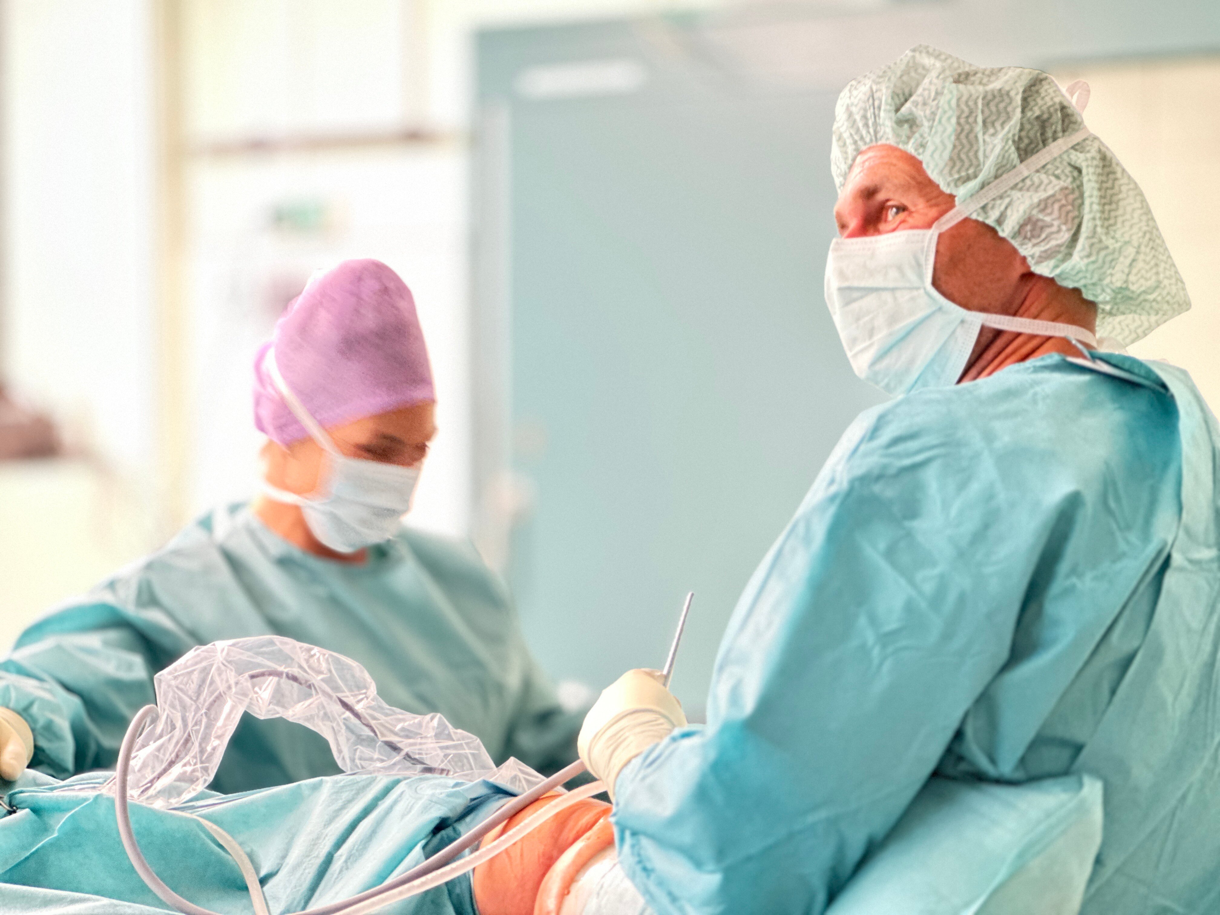 Ous Zentrum Für Orthopädie Unfallchirurgie Sportmedizin Gelenkallee Köln - Orthopädie, Unfallchirurgie, Sportmedizin